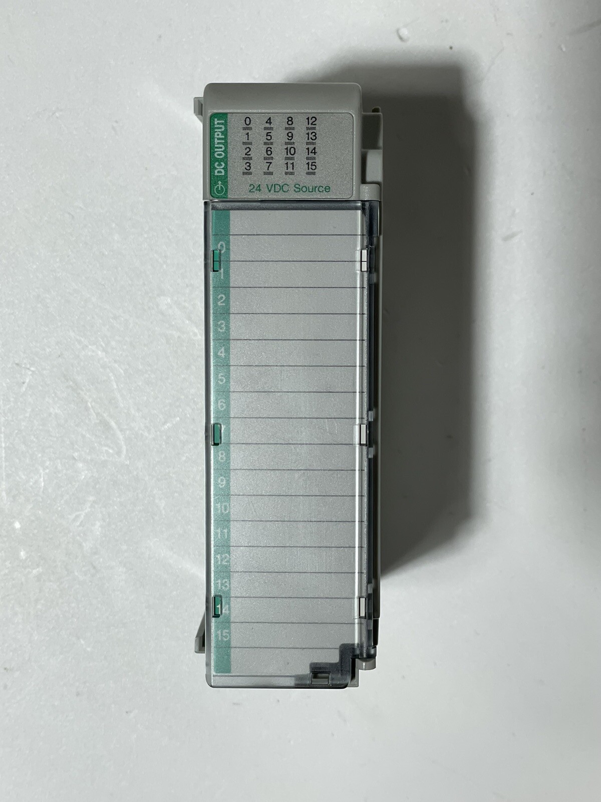 Allen Bradley 1769-OB16 Ser.B DC Output, F/W 3.1