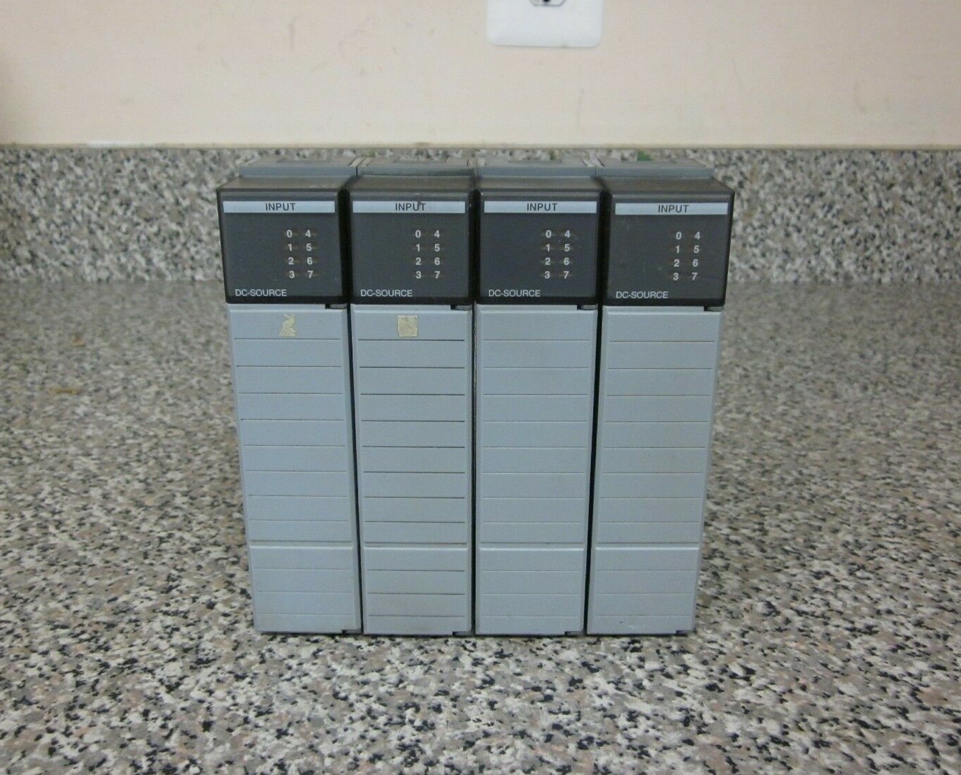 4 x Allen-Bradley 1746-IV8 Ser A SLC 500 PLC I/O DC-Source 8CH Input Module Lot