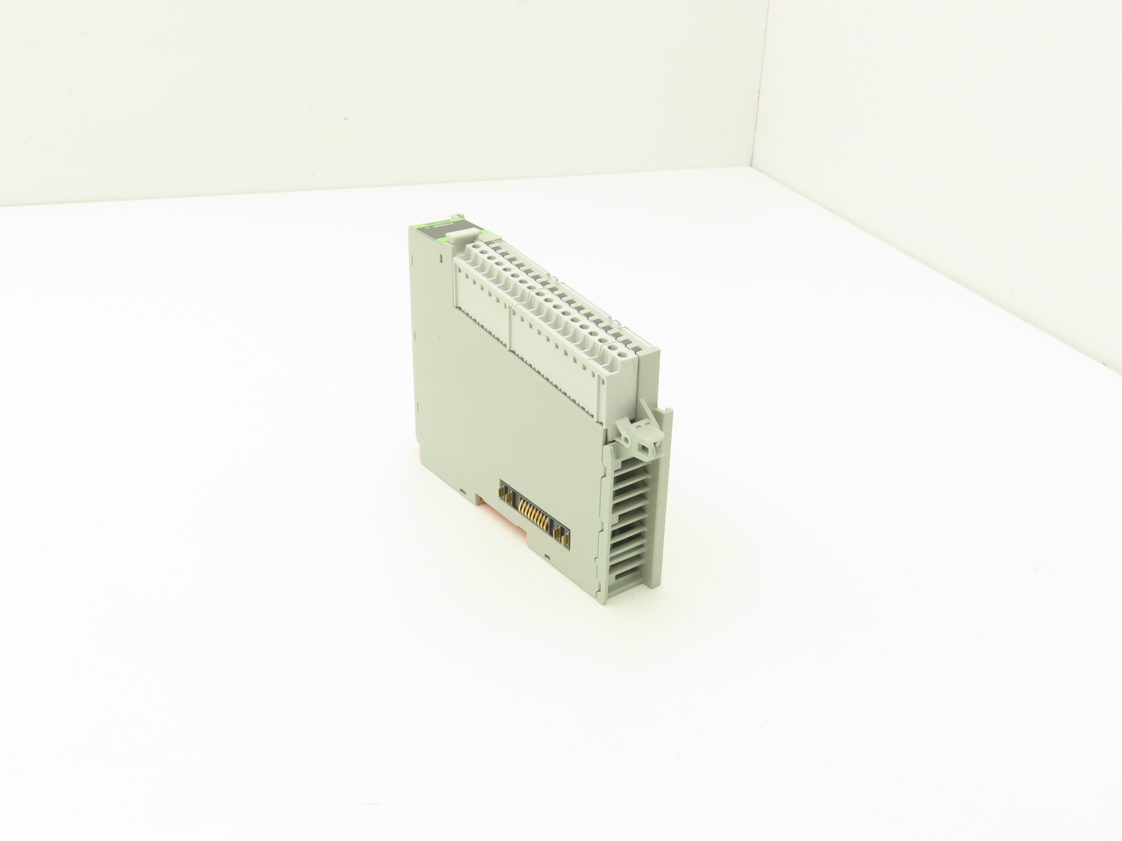Allen Bradley 5069-OB08 Compact I/O Output Module 24V 8 Channel FW 3.016