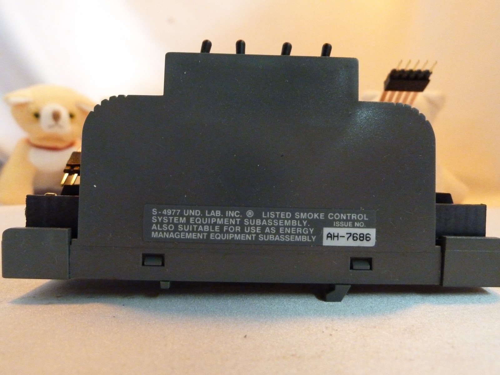 Lot of 3 Johnson Controls XPT-401-5 binary expansion module [grey shelf]
