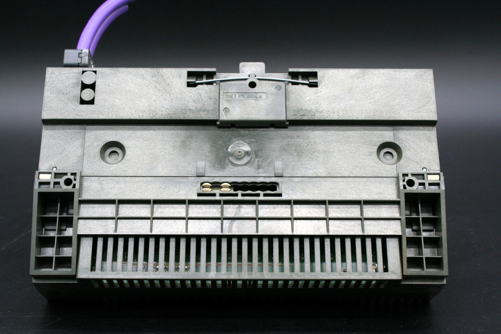 Siemens ET 200B-24DI/8D0 0.2ms I/O Module w/ 193-0CB10-0XA0 Terminal Module