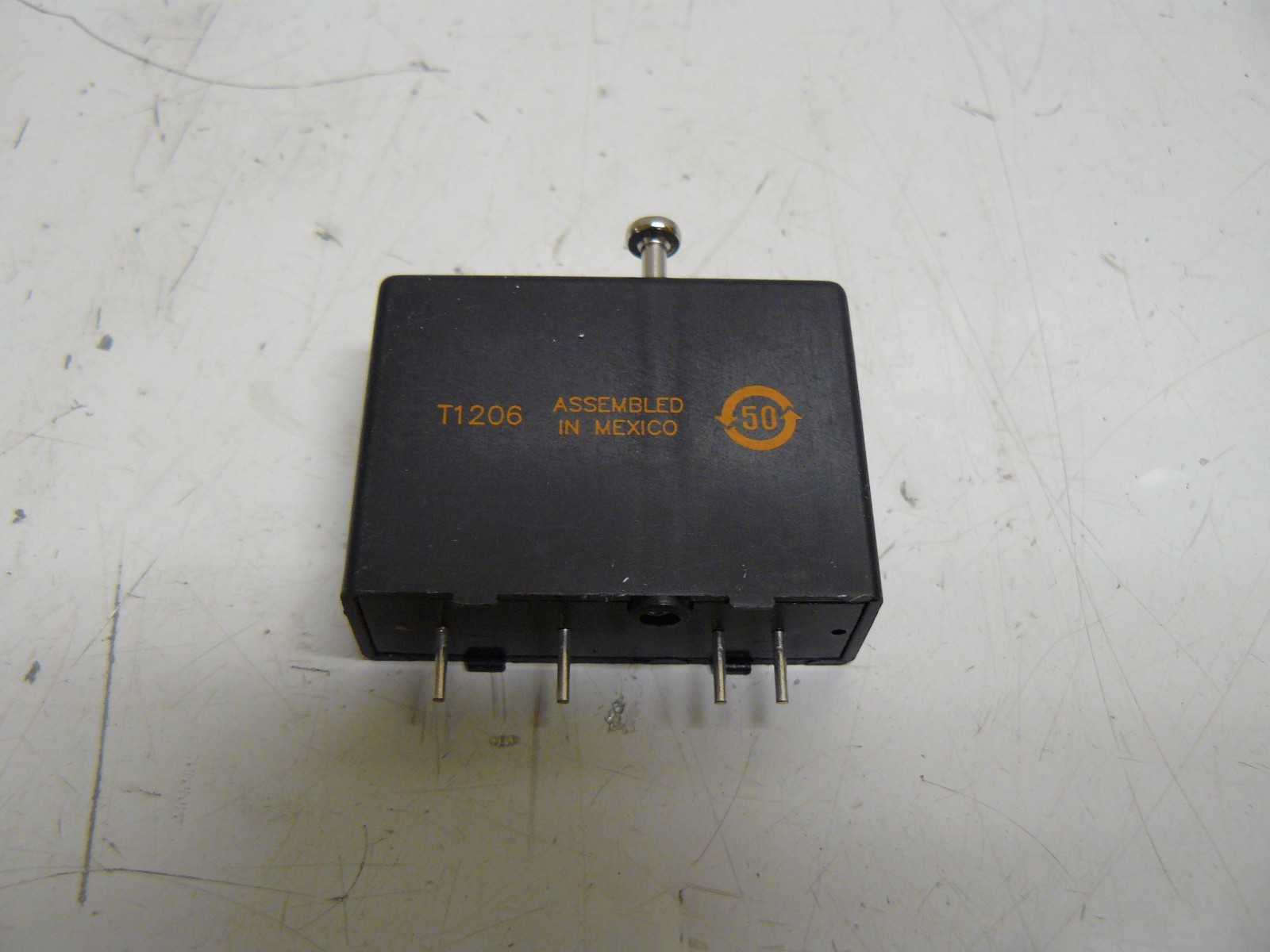 NEW CRYDOM CRUZET OAC5A I/O MODULE 3.0-8 VDC INPUT 3 AMP 280 VOLT OUTPUT
