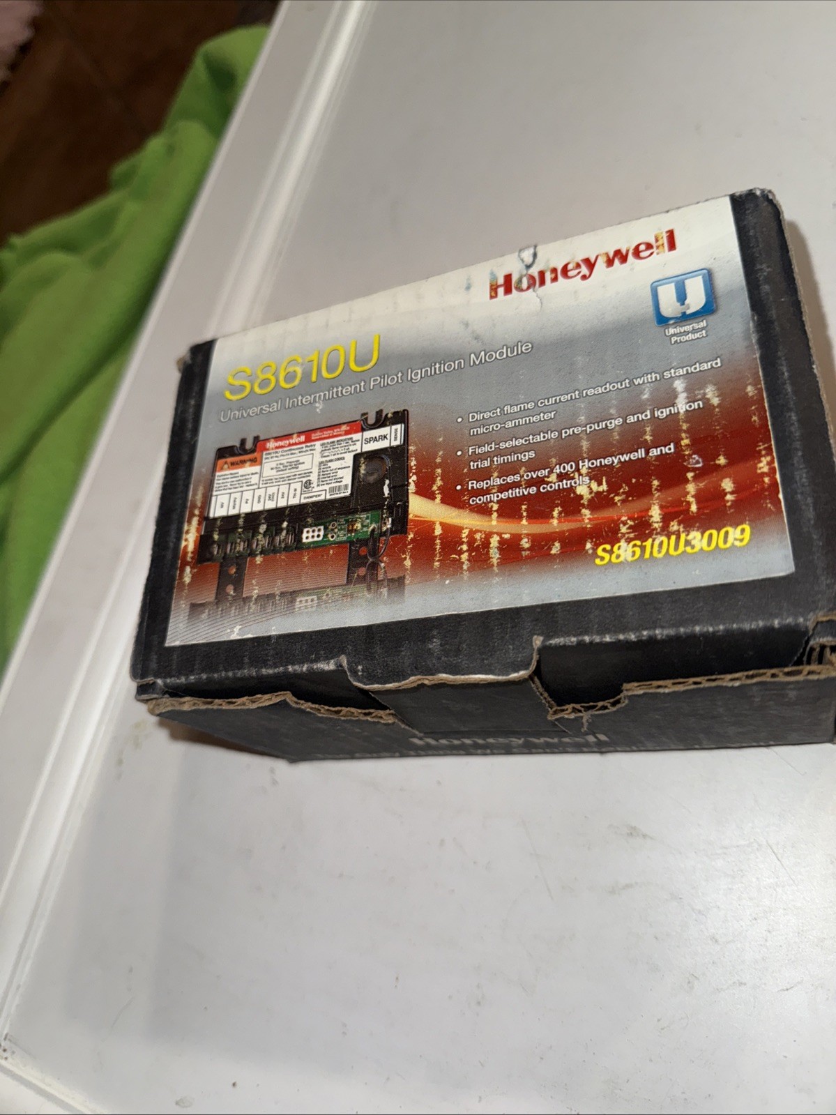 New In Box HONEYWELL S8610U3009 Universal Intermittent Pilot Ignition Module