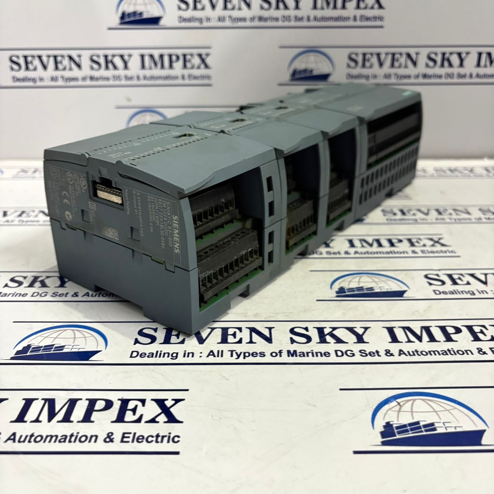SEIMENS S7-1200 PLC WITH 2 SM 1221DC-SM 1223 DC