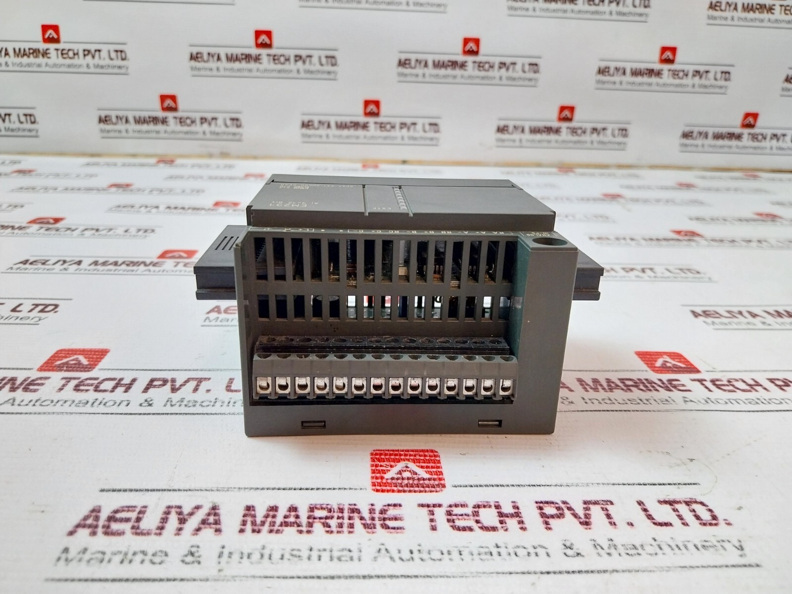Siemens 6ES7 231-0HC00-0XA0 Analog Input Module EM231