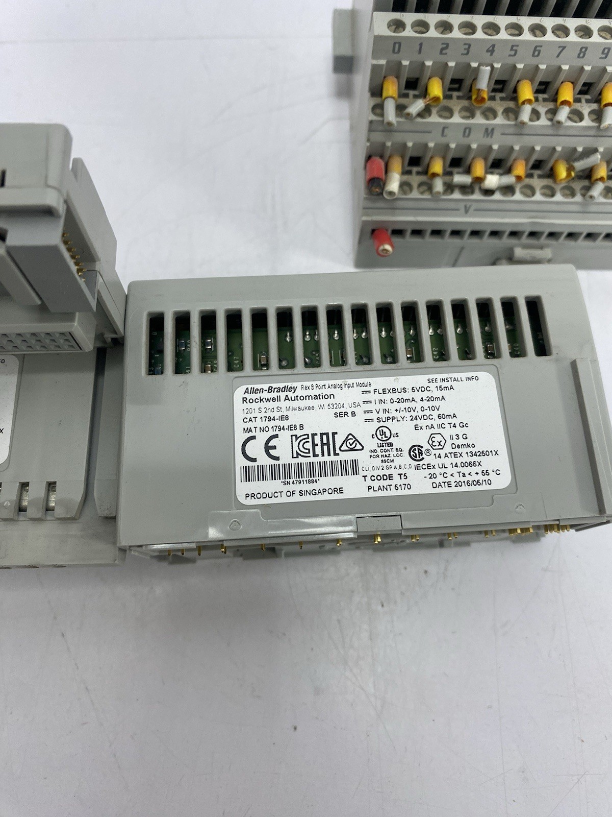 Allen-Bradley Analog 1794-IE8 + 1794-TB3 Base Set