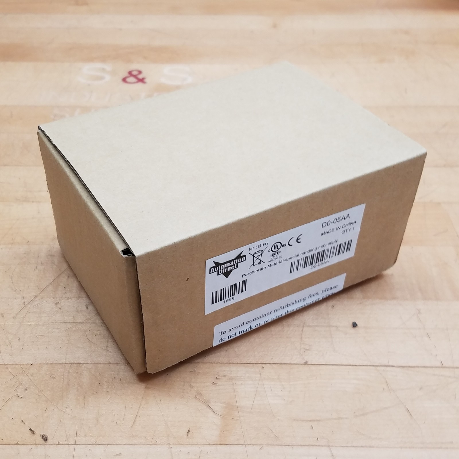 Automation Direct D0-05AA PLC, 120-240VAC Required, Serial Ports – NEW