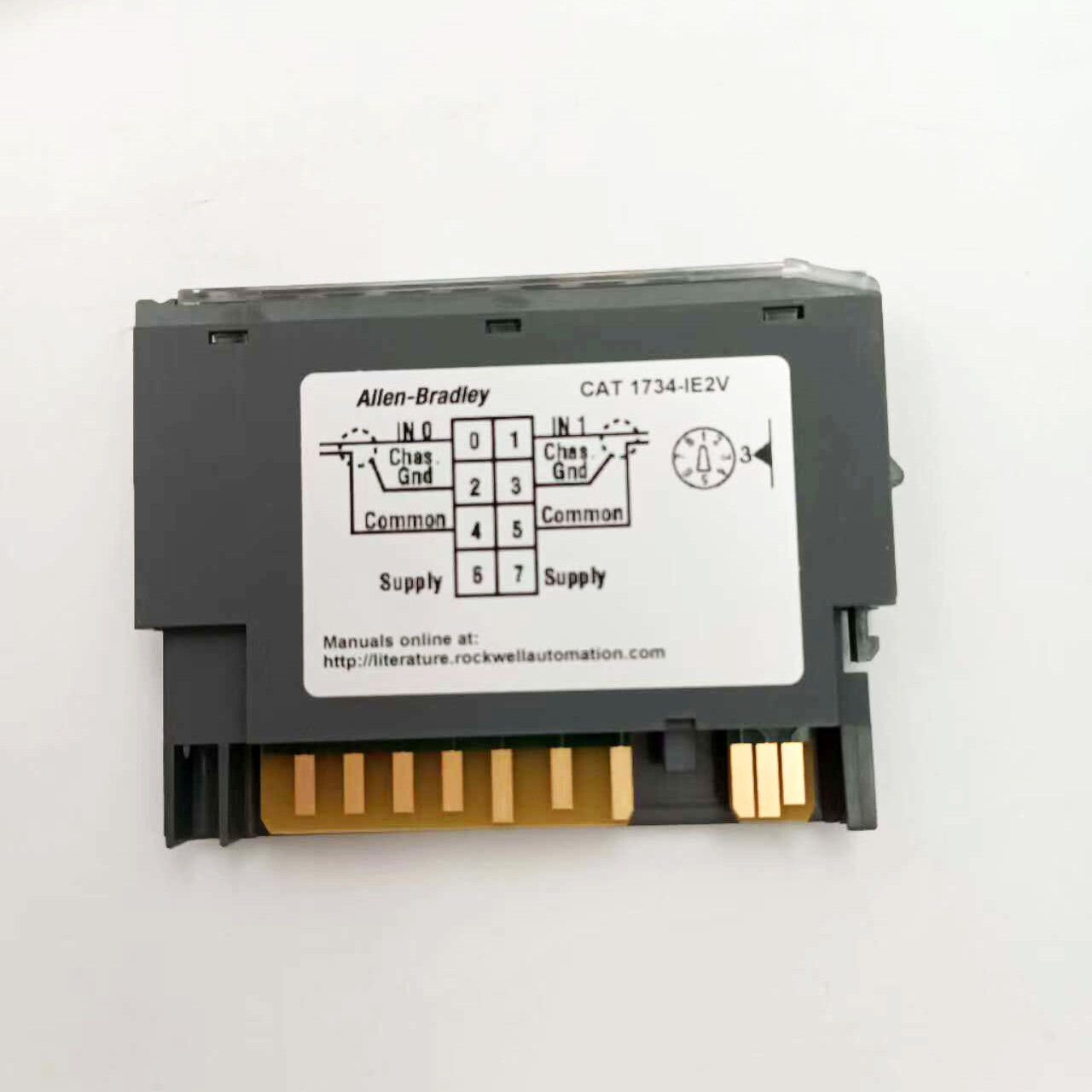 AB 1734-IE2V Allen-Bradley 1734IE2V 2 Point Analog Input Module New Sealed 2022