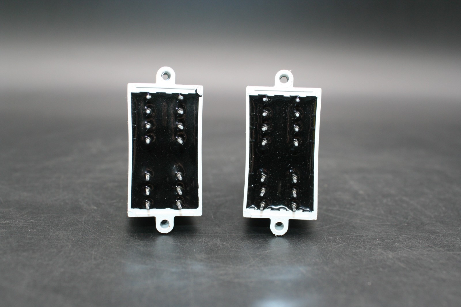 Two (2) Opto 22 IDC5BQ Quad Pak 4-Channel DC Input Modules 4-16 VDC, 5 VDC Logic