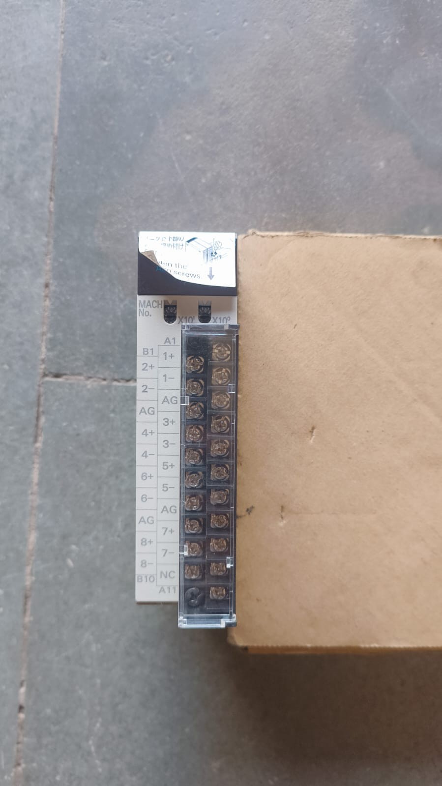 NEW OMRON CS1W-AD081-V1 ANALOG MODULE A/D UNIT FREE FAST SHIPPING
