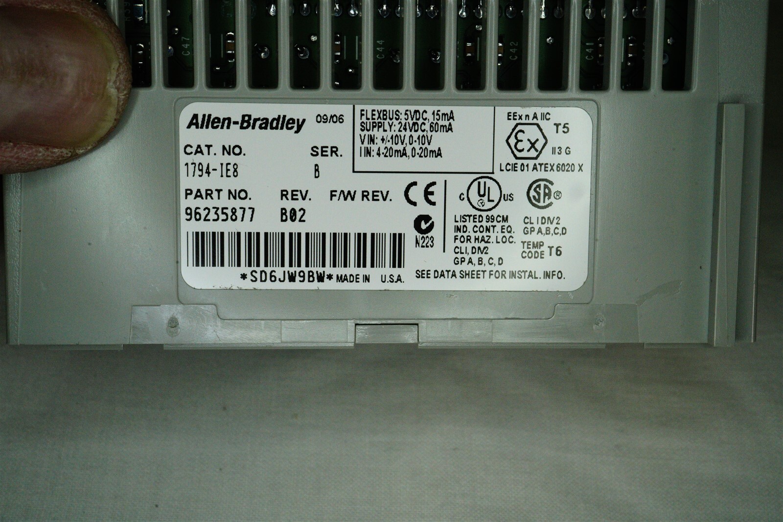 Allen Bradley 1794-IE8 Ser. B Flex I/O Analog Input Module W 1794-TB3