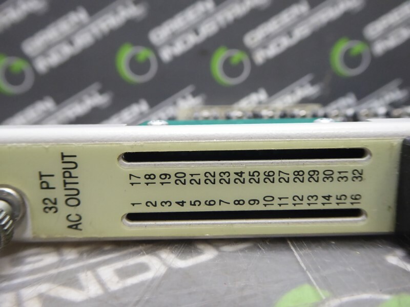 USED Control Technology Inc. 901C-2599 Simatic 505 32 Point AC Output Module