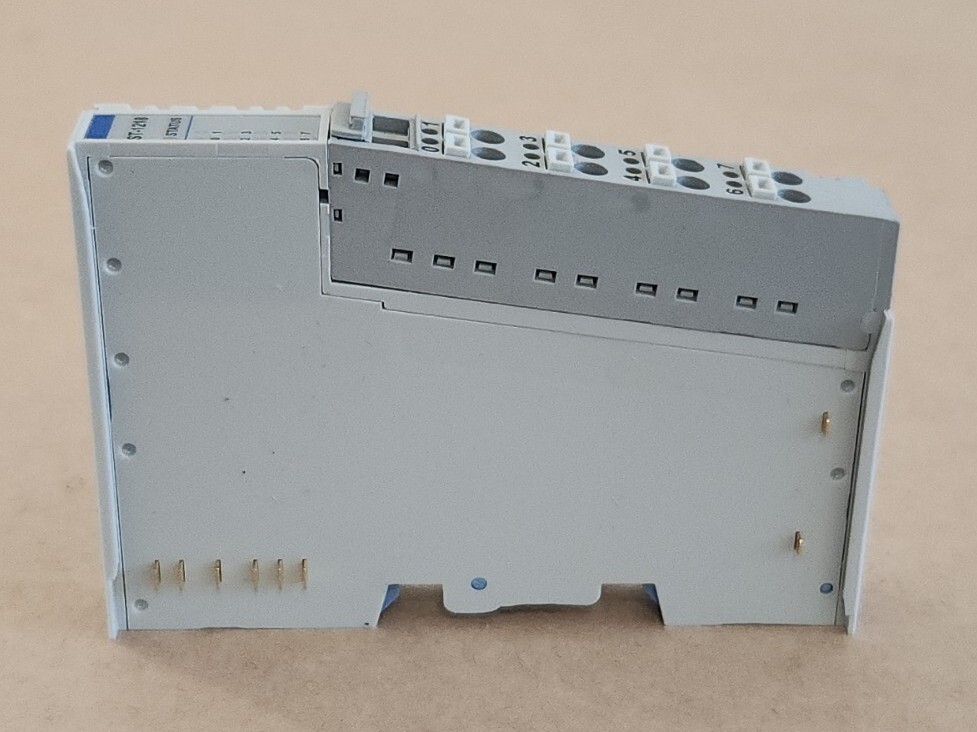 *PREOWNED* Crevis ST-1218 8-Channel Digital Input Module 24Vdc + Warranty!