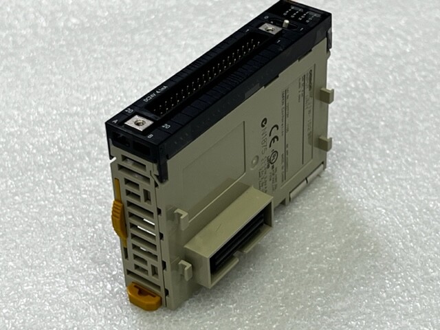Omron CJ1W-ID231 DC Digital Input Unit Module Used