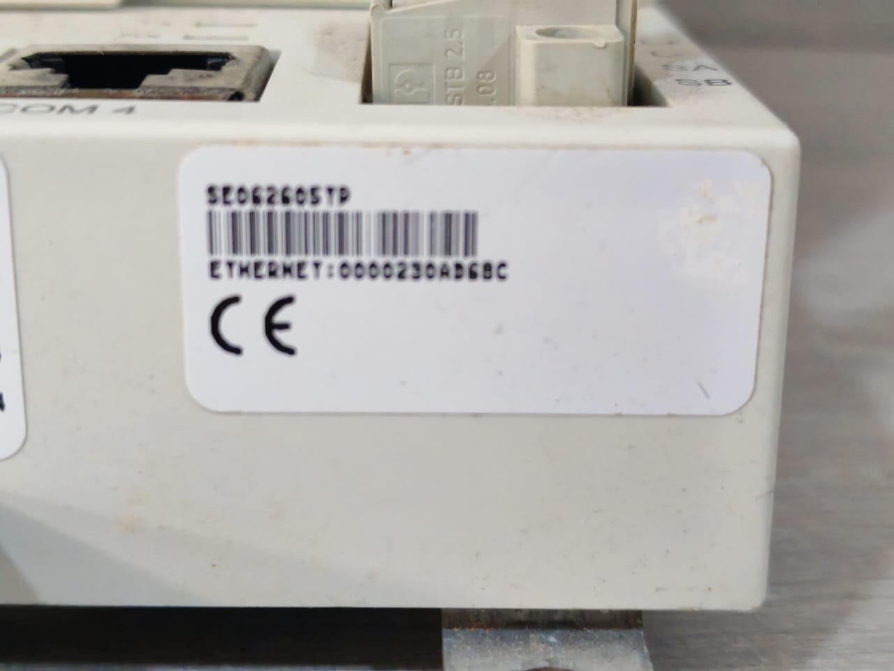 ABB PM860 Processor Unit with Base PM860K01 3BSE018100R1 BROKEN FRAME