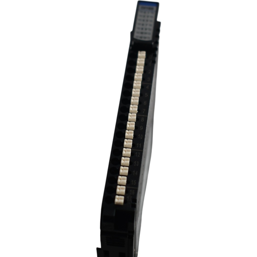 NEW Unitronics URD-1600-8 Remote I/O 16 Channels Digital Input 24VDC Universal