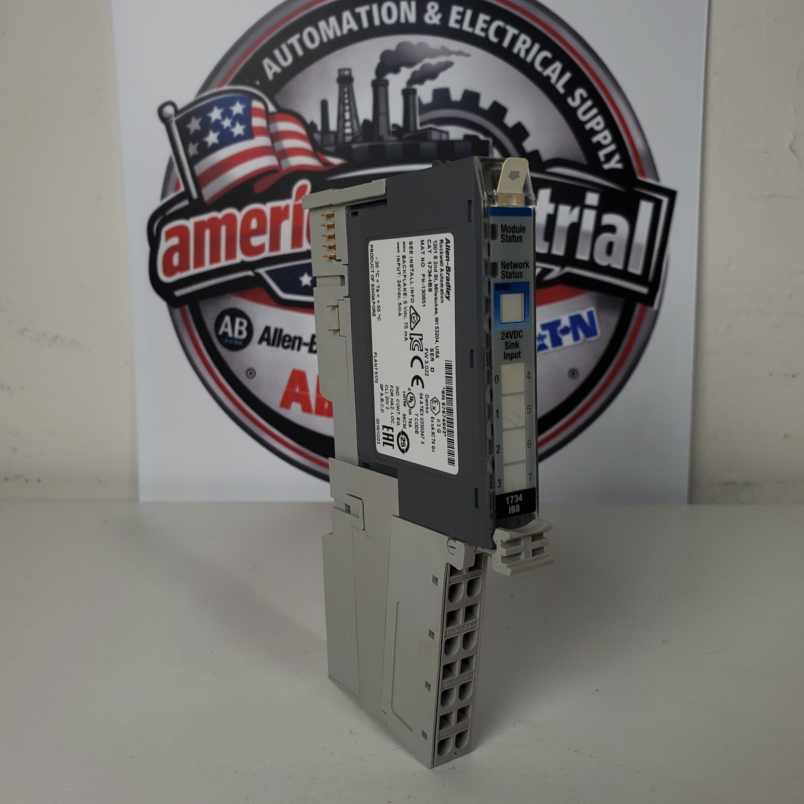 ALLEN-BRADLEY INPUT MODULE 1734-IB8 Series D w/ 1734-MB