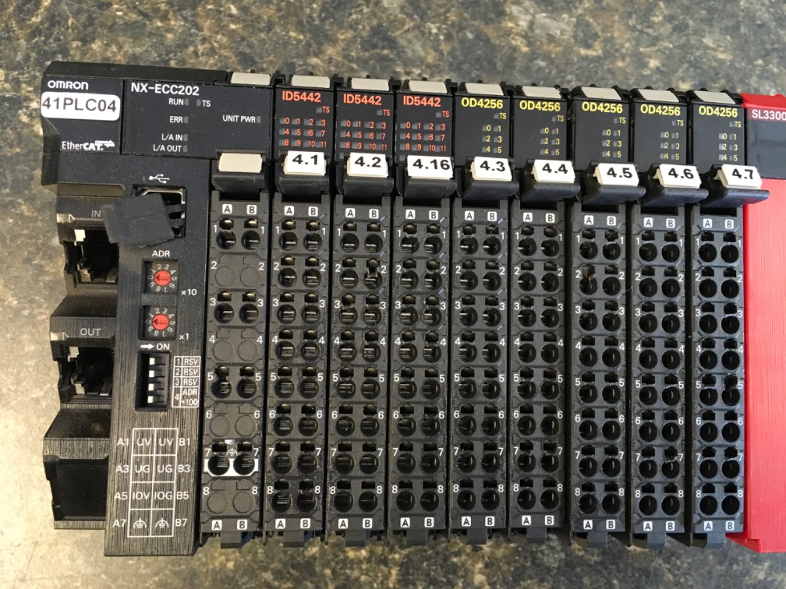 OMRON NX-ECC202 PLC SET ID5442,OD4256,SL300,SID800,PD1000,SOH200,SOD400,CIF101