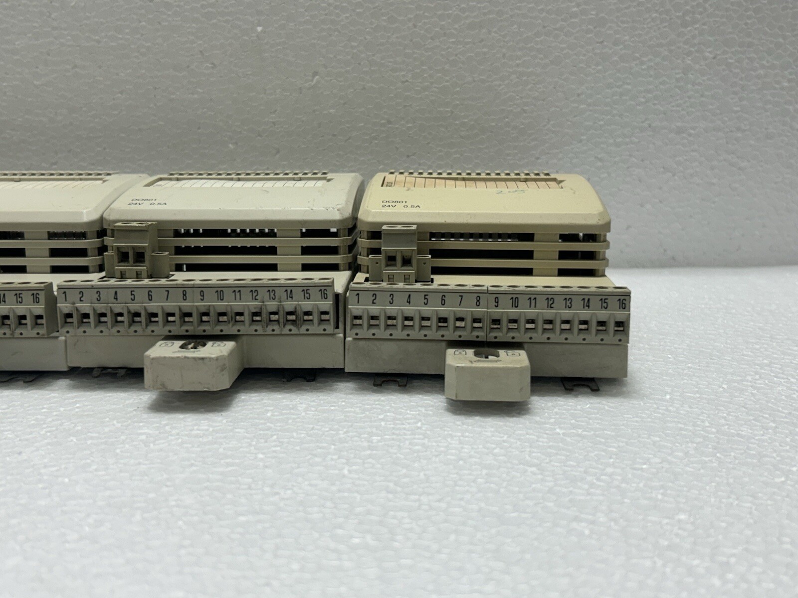 LOT OF 5PCS 3BSE020510R1 DO801 I/O OUTPUT MODULE DIGITAL 16 CHANNEL 0.5 AMP 24 V