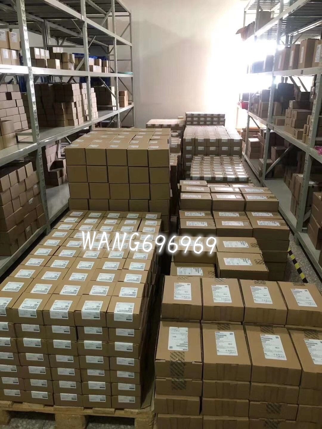1PC New NX-AD4203 Omron PLC module seal box Expedited delivery