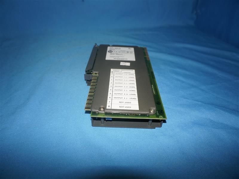 Allen Bradley 1771-0FE1 B 17710FE1B Analog Output Module