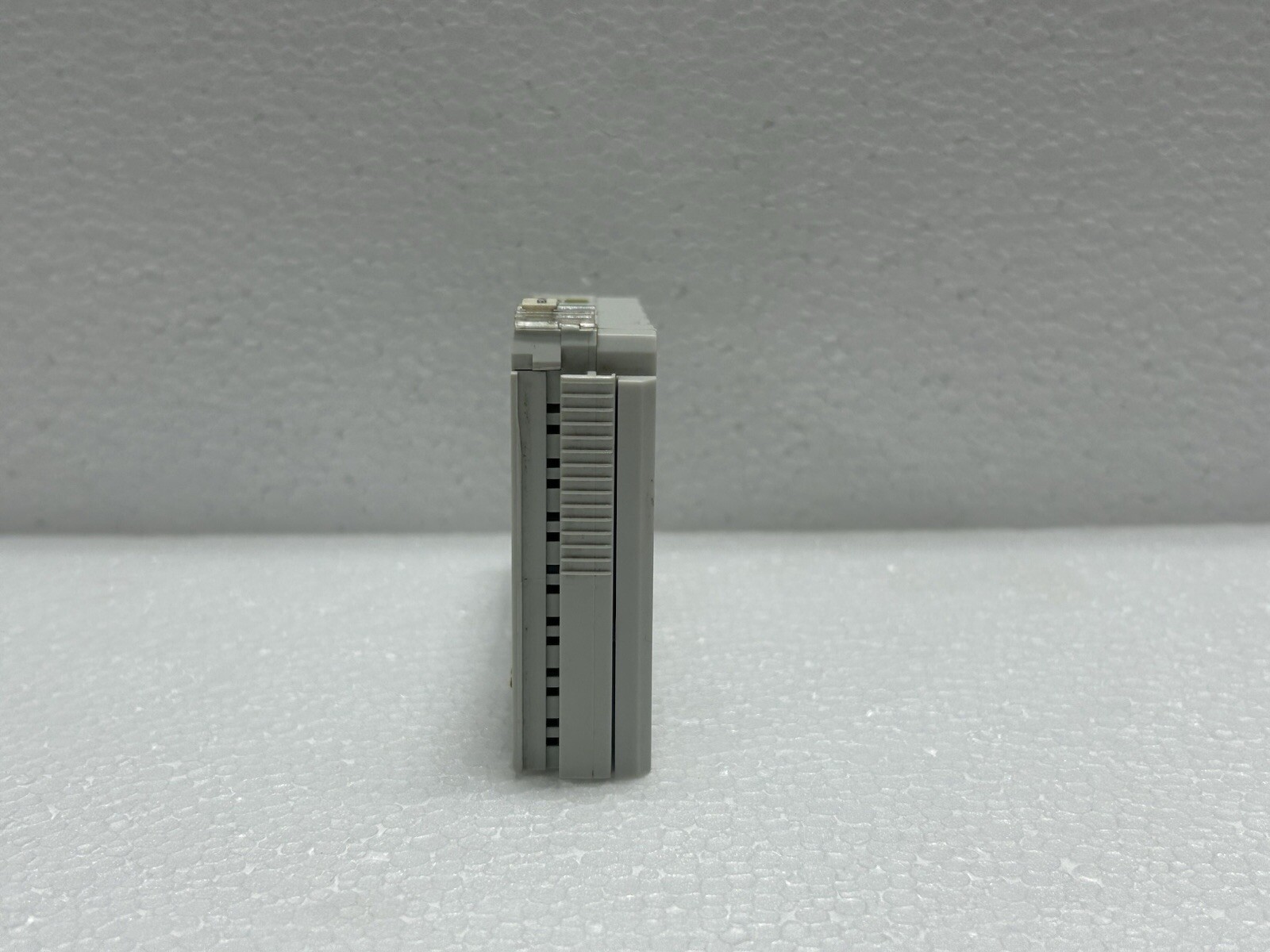 BECKHOFF LC5100 BUS COUPLER MODULE 10 AMP 24 VDC -15/+20% 200 MA INPUT 500 MA