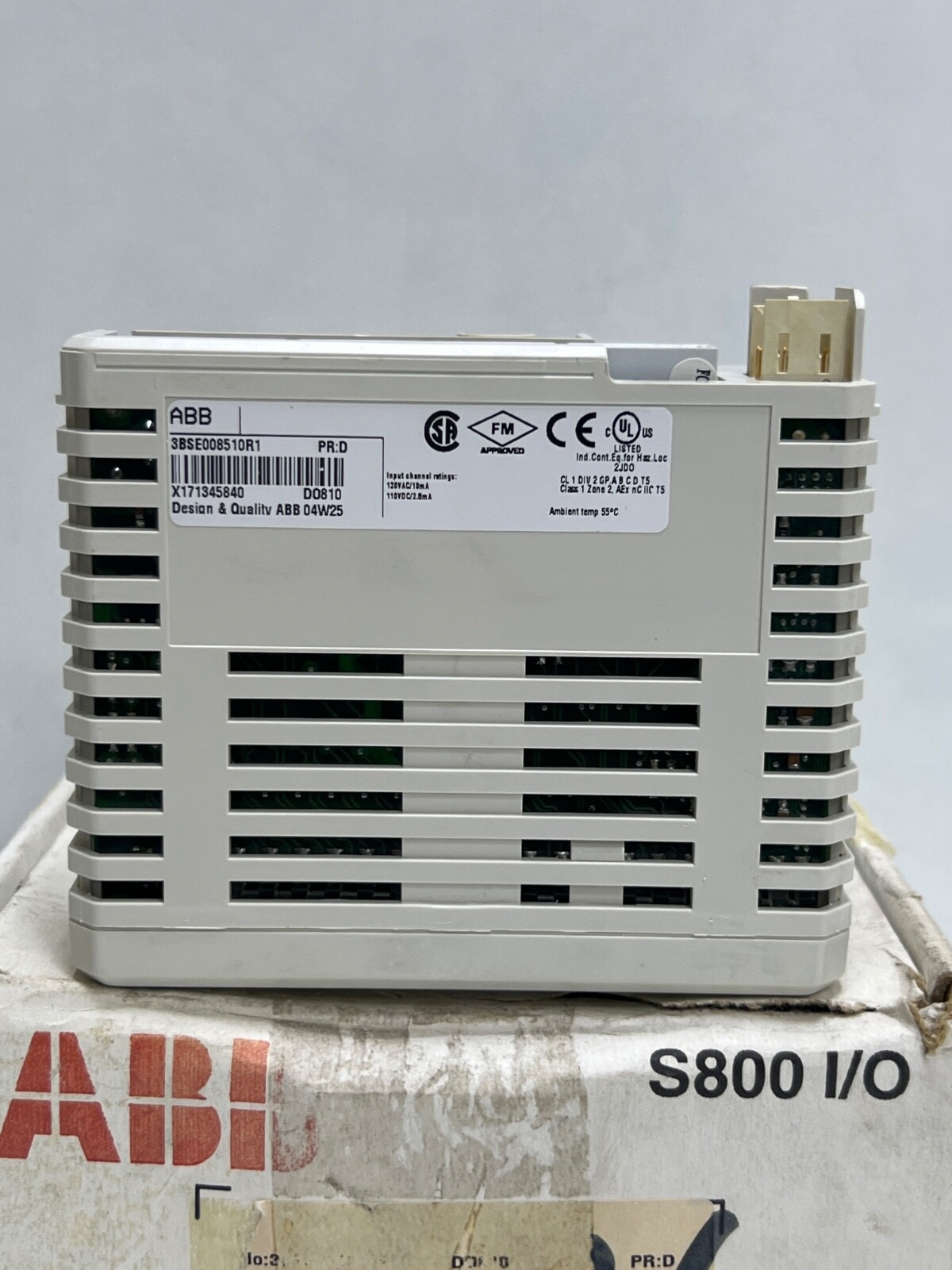 ABB 3BSE008510R1 DO810 Digital Output Module
