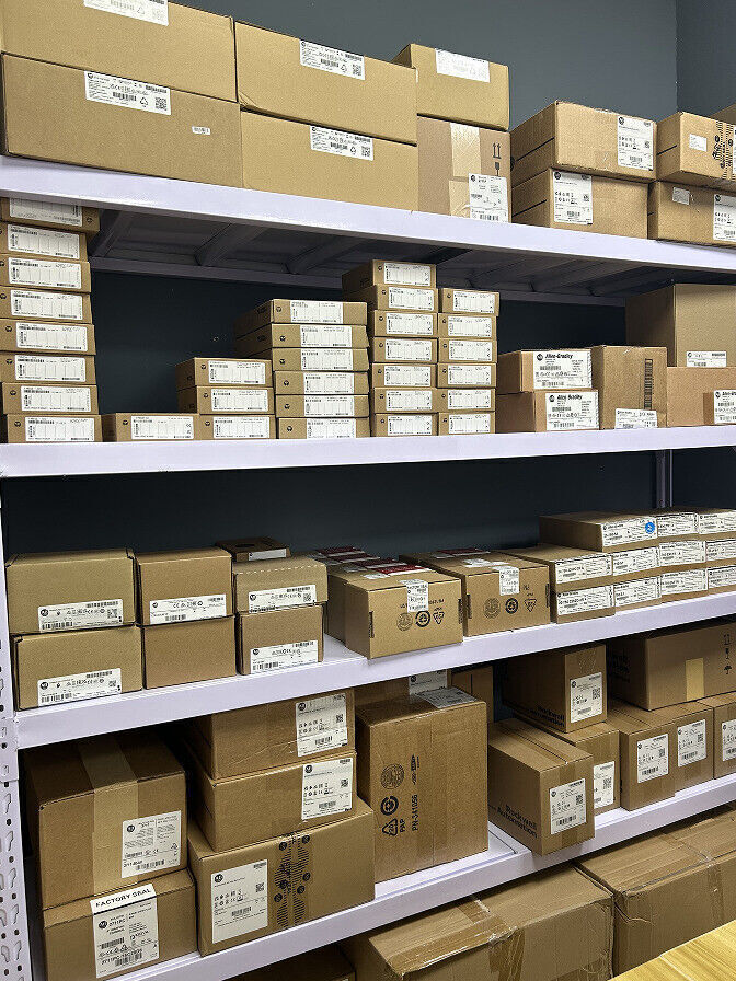 1769-OF4VI AB CompactLogix 4 Pt A/O VoltageModule 1769OF4VI FREE SHIP NEW IN BOX