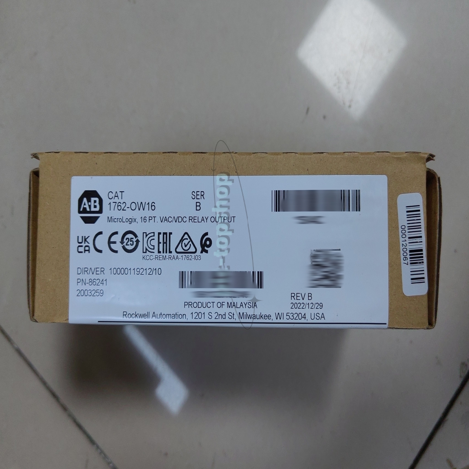 1762-OW1 New Sealed AB 1762OW16 16 Points Relay Output Module PLC