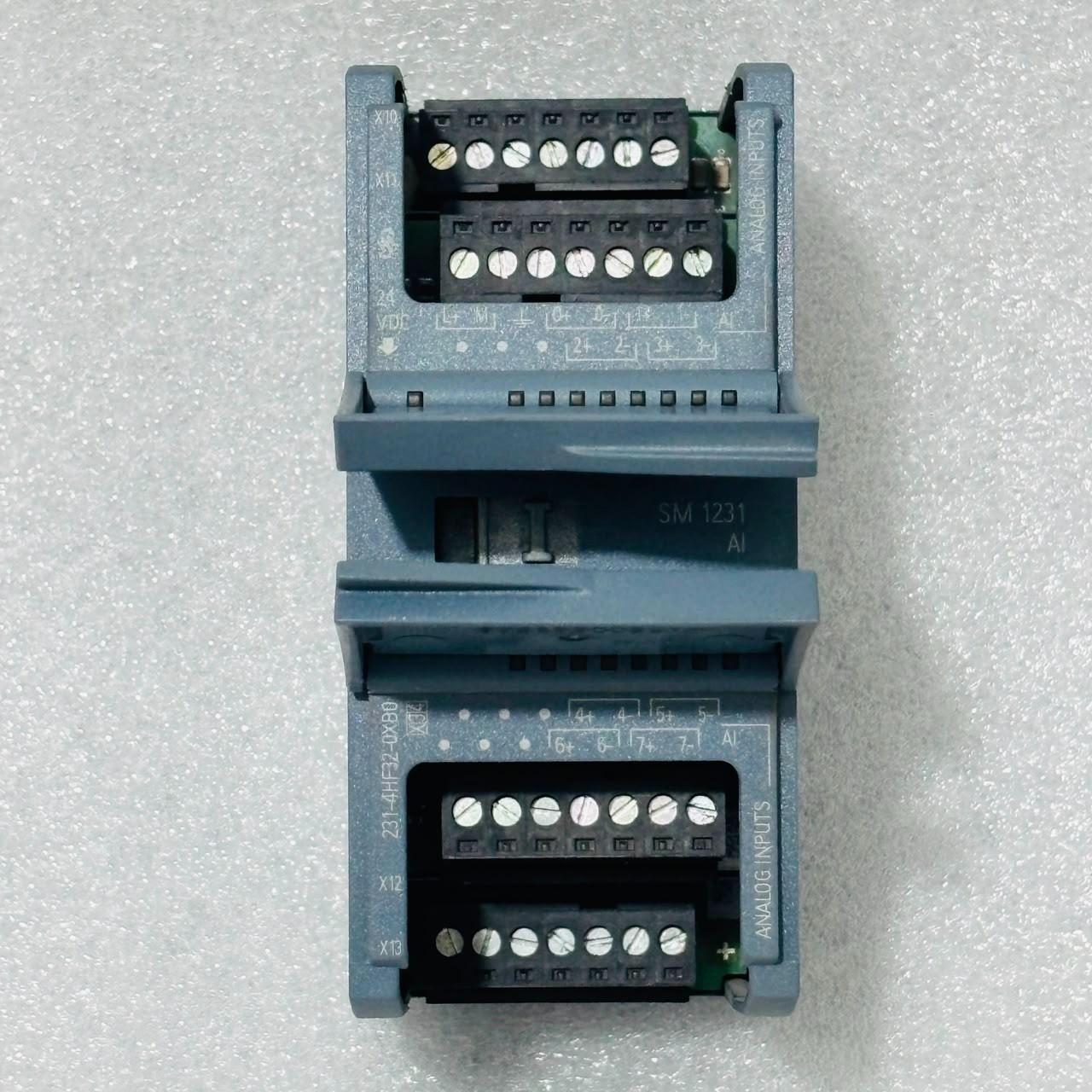 6ES7 231-4HF32-0XB0 | Siemens | SIMATIC S7-1200, Analog Input Module, Used