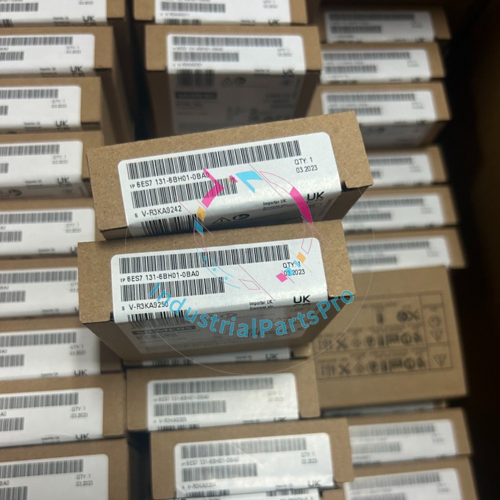 1PC SIEMENS 6ES7131-6BH01-0BA0 New In Box Moudle 6ES7 131-6BH01-0BA0