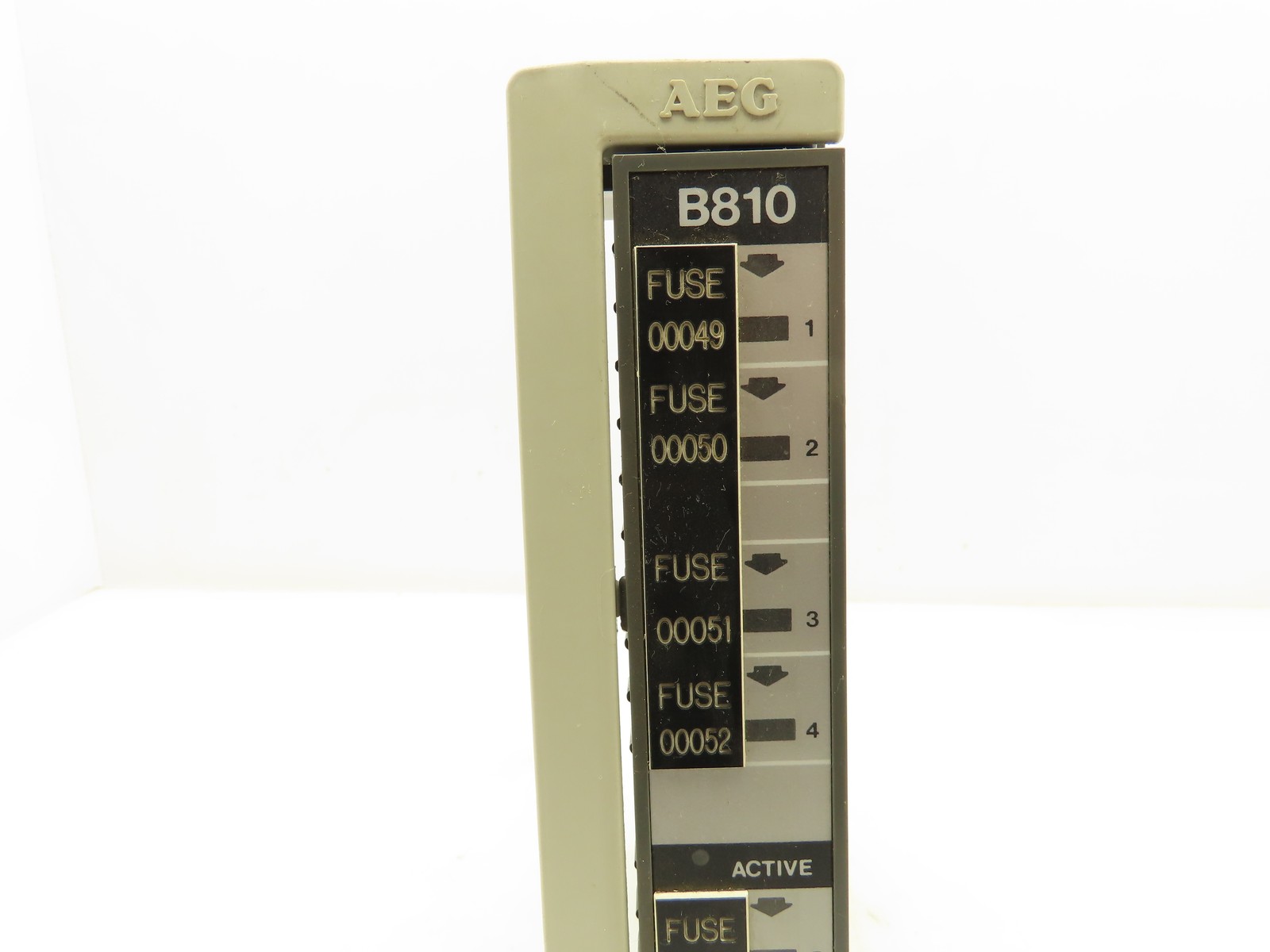 Modicon/AEG AS-B810-008 Isolated Output Module 115VAC