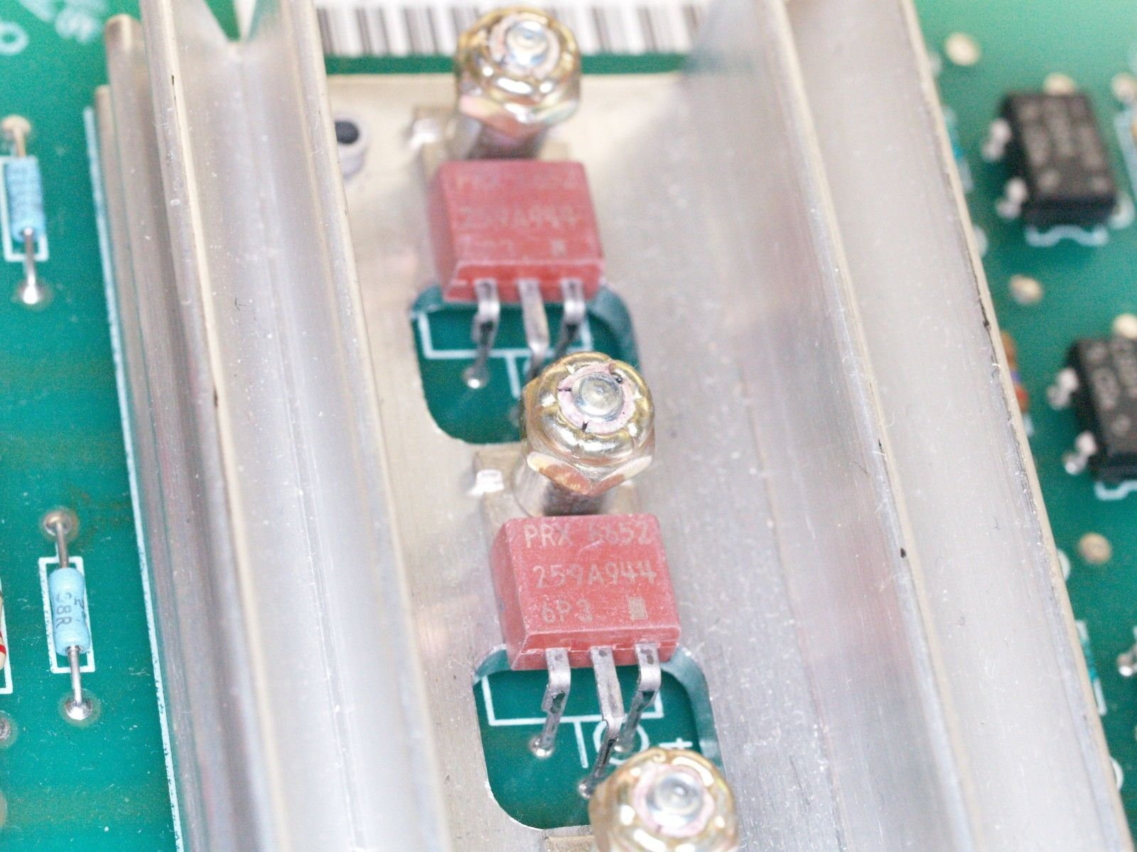 GE Fanuc IC600YB904B New Old Stock Series Six 115 VAC Output Module QTY 7