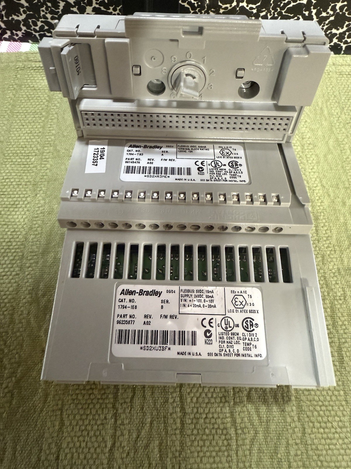 Allen Bradley 1794-IE8 Series B Flex I/O 8 Paint Analog Input With Base 1794-TB3
