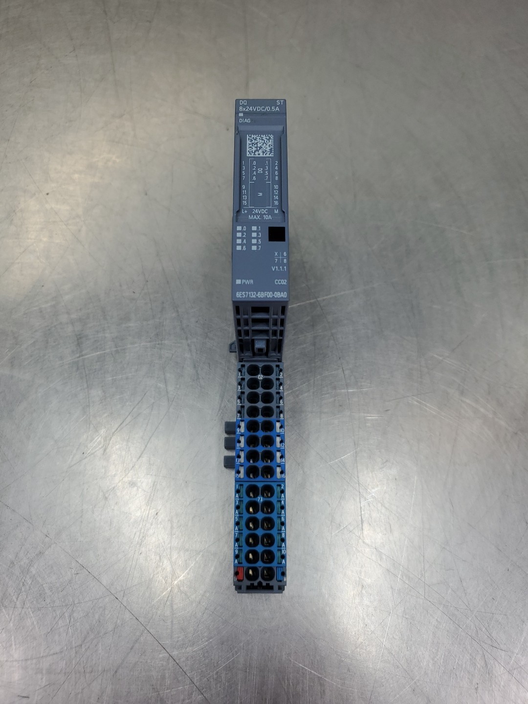 Siemens 6ES7132-6BF00-0BA0 Output Module w/6ES7193-6BP20-0BA0 Base. 3B-50