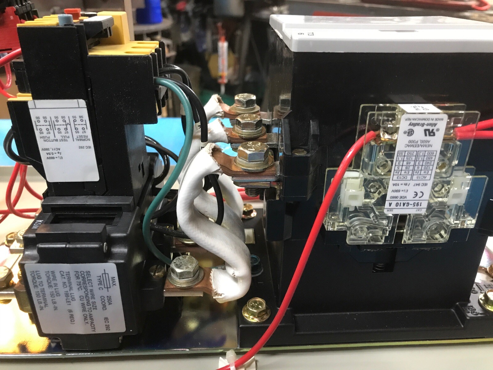 allen bradley CAT 100-B11N*3 SerB 3ph Motor Starter Contactor /Enclosure,wired.