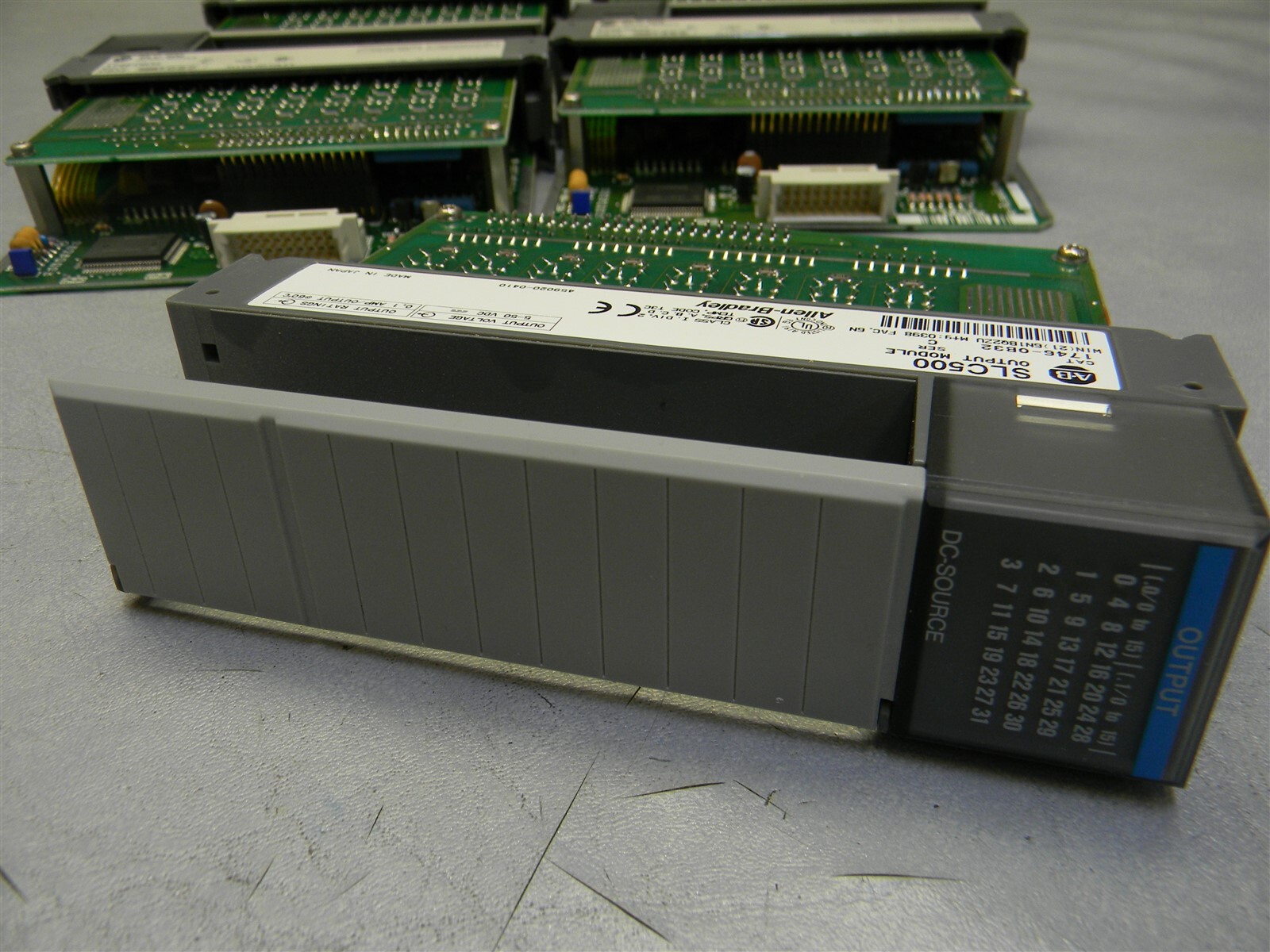 Allen Bradley 1746-OB32 SER C SLC500 Output Module Lot of 5