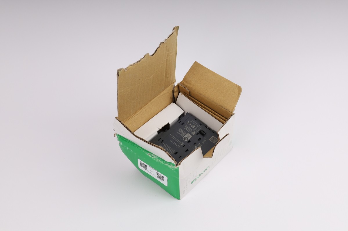 New. Schneider Electric TM3DQ32TK [24 Months Warranty]