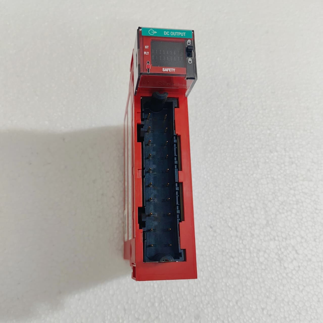 ALLEN-BRADLEY | Safety Module – 1756-OBV8S | CONTROL LOGIX NEW NO BOX,