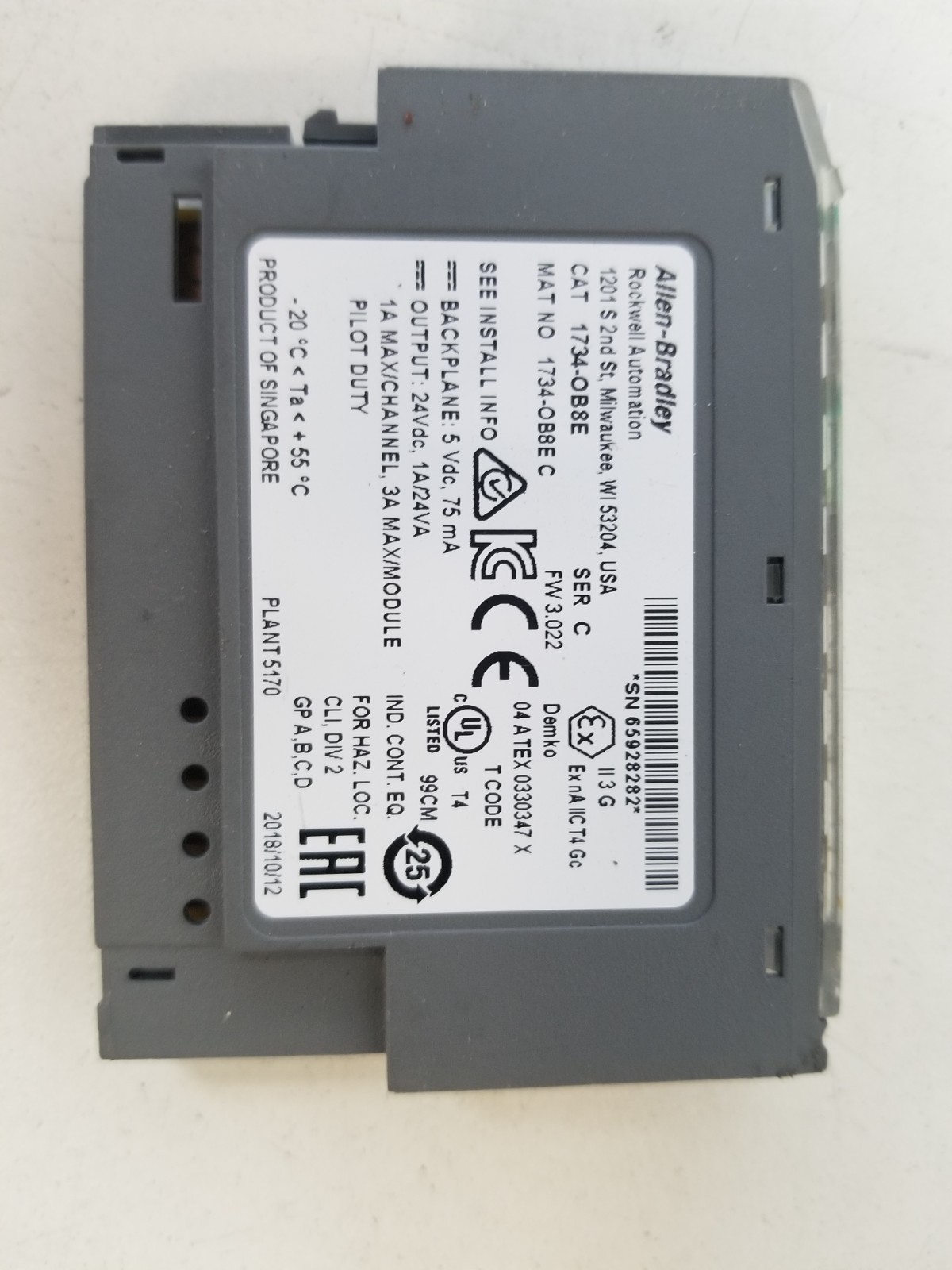 Allen-Bradley 1734-OB8E Ser. C POINT I/O Digital Output Module 24VDC