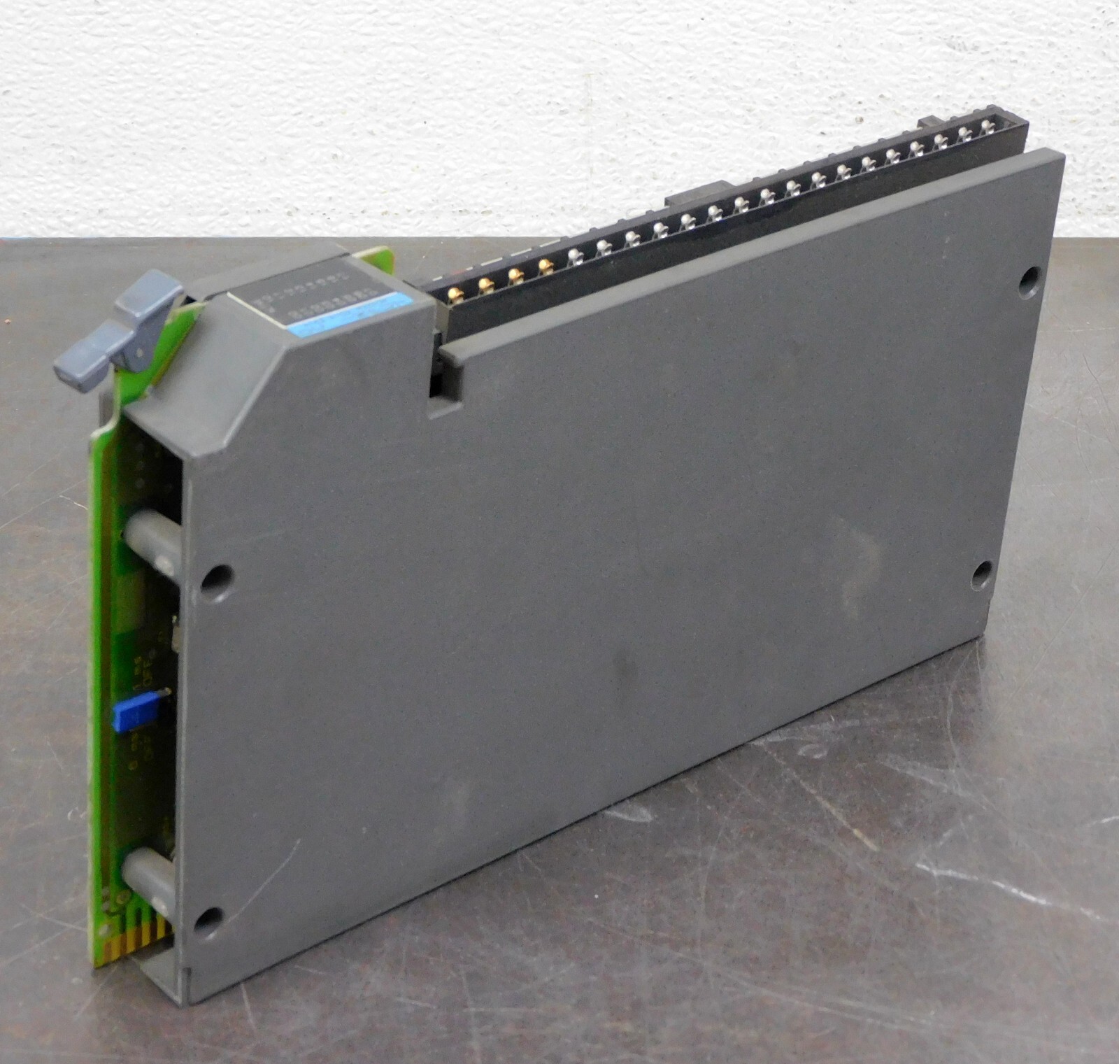 Allen Bradley 1771-IBD/B Input Module Back Plane 10 to 30V DC 130 mA Lot of Four