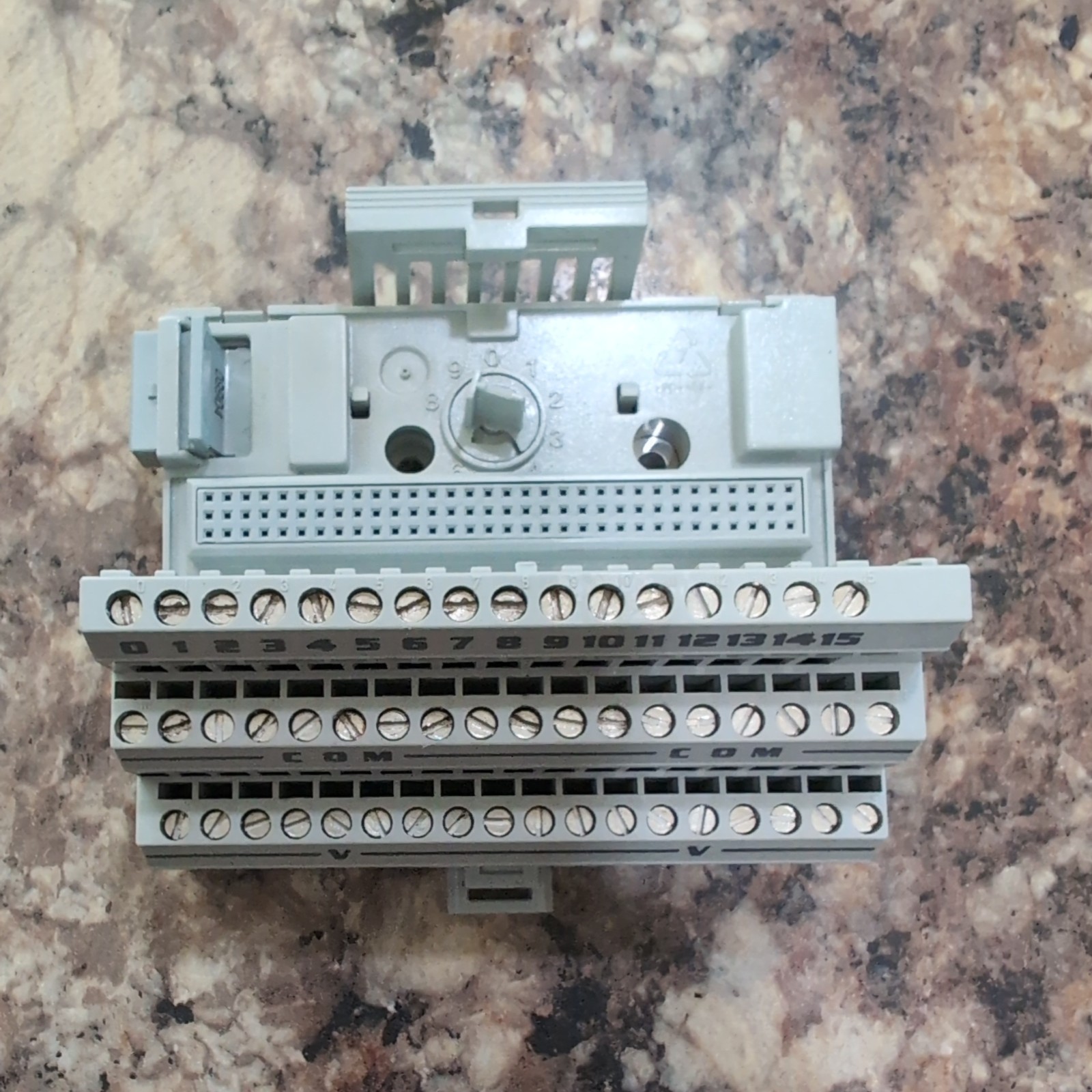 Allen Bradley 1794-IE8 Series B Flex I/O 8 Point Analog Input With Base 1794-TB3