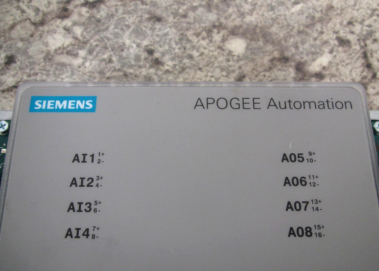 Siemens Apogee 549-214 HOA Ready 4AI / 4AO Analog Point Expansion Module Used