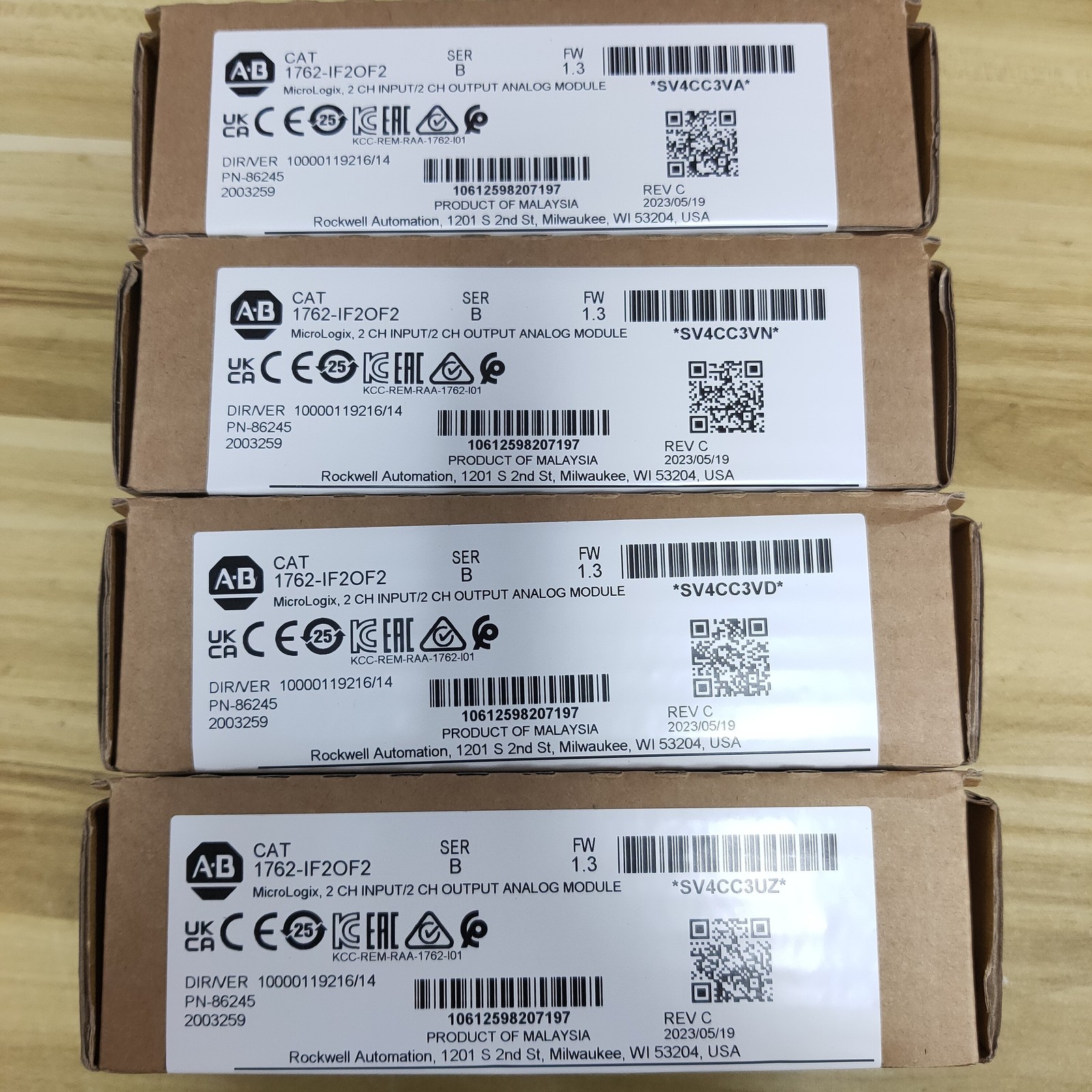 Allen-Bradley 1762-IF2OF2 MicroLogix 1200 I/O Module New Sealed