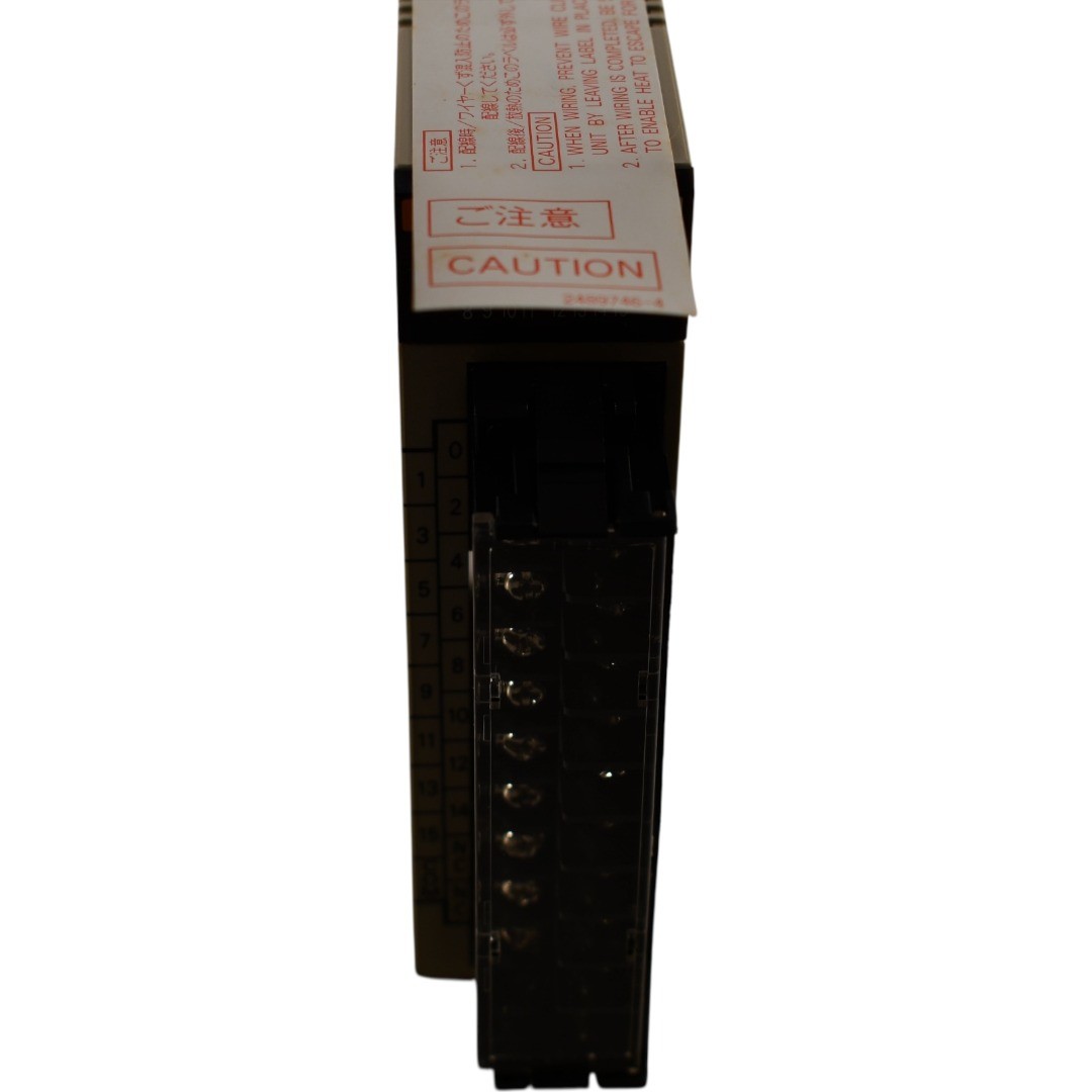 NEW OMRON C200H-ID212 Sysmac 16 Point 24VDC Digital Input Module