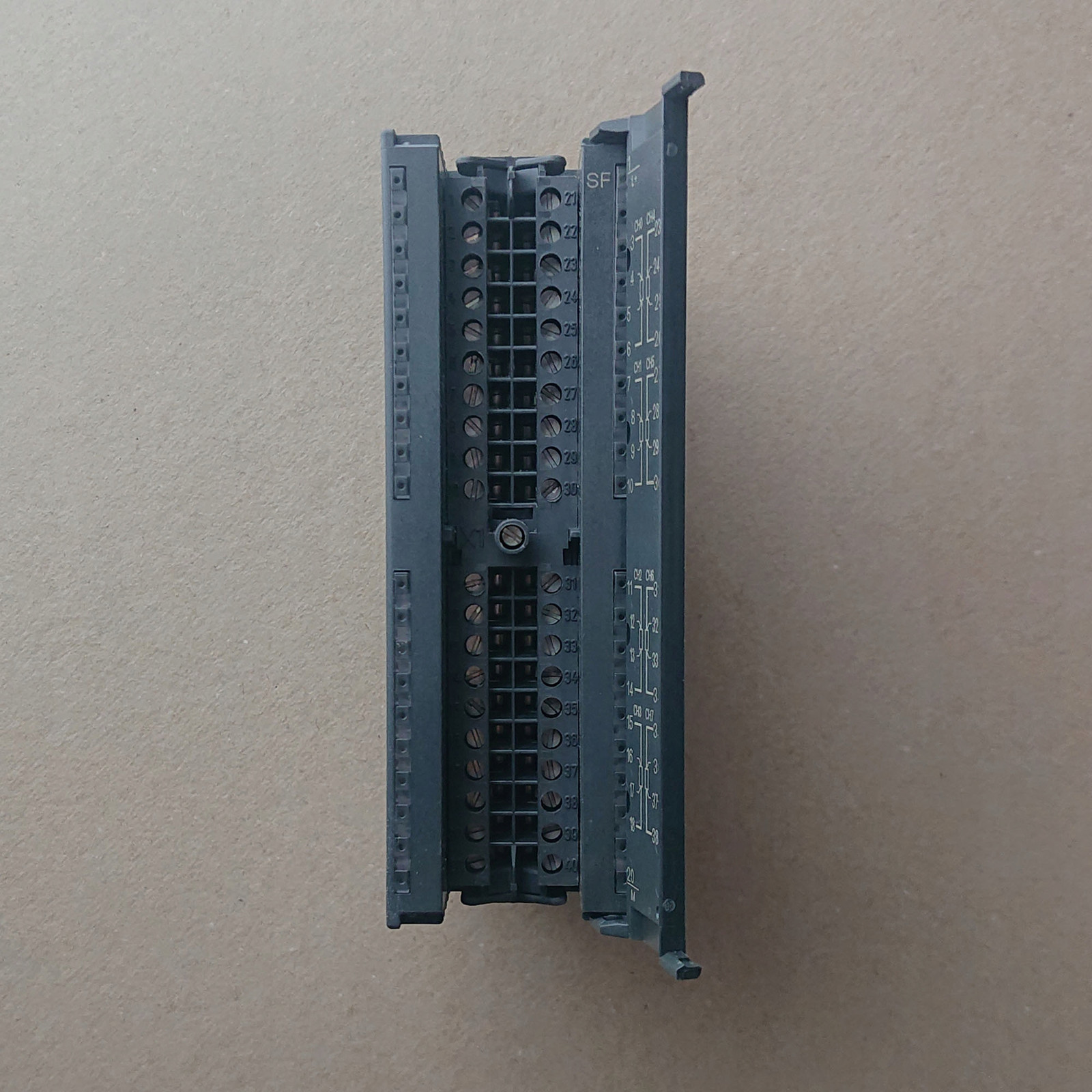 Siemens S7-300 SM 332 6ES7 332-5HF00-0AB0
