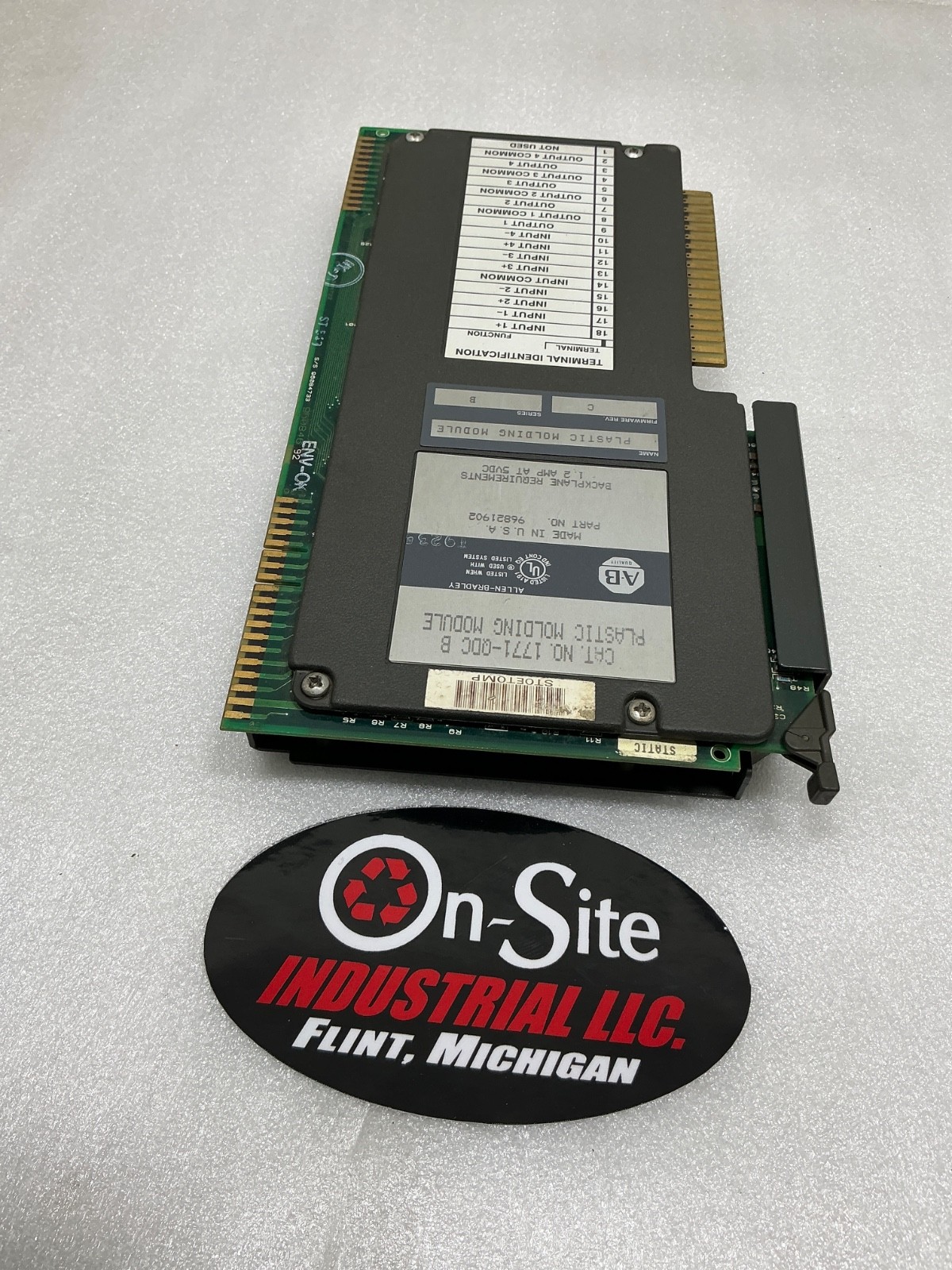 ALLEN-BRADLEY 1771-QDC SERIES B F/W REV C PLASTIC MOLDING MODULE