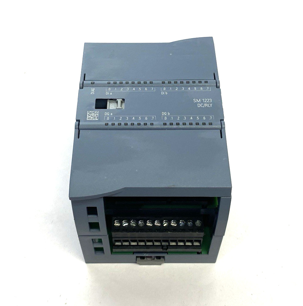 Siemens 6ES7223-1PL32-0XB0 SIMATIC S7-1200 Digital I/O Mod. SM 1223 16 DI/16 DO