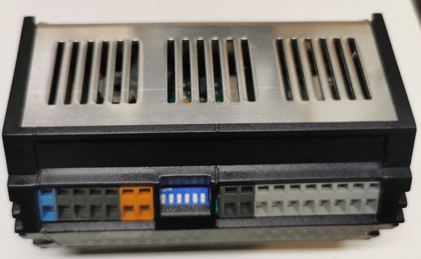 CNI SI816 – MODULE 8 INPUT 16 OUTPUT PNP