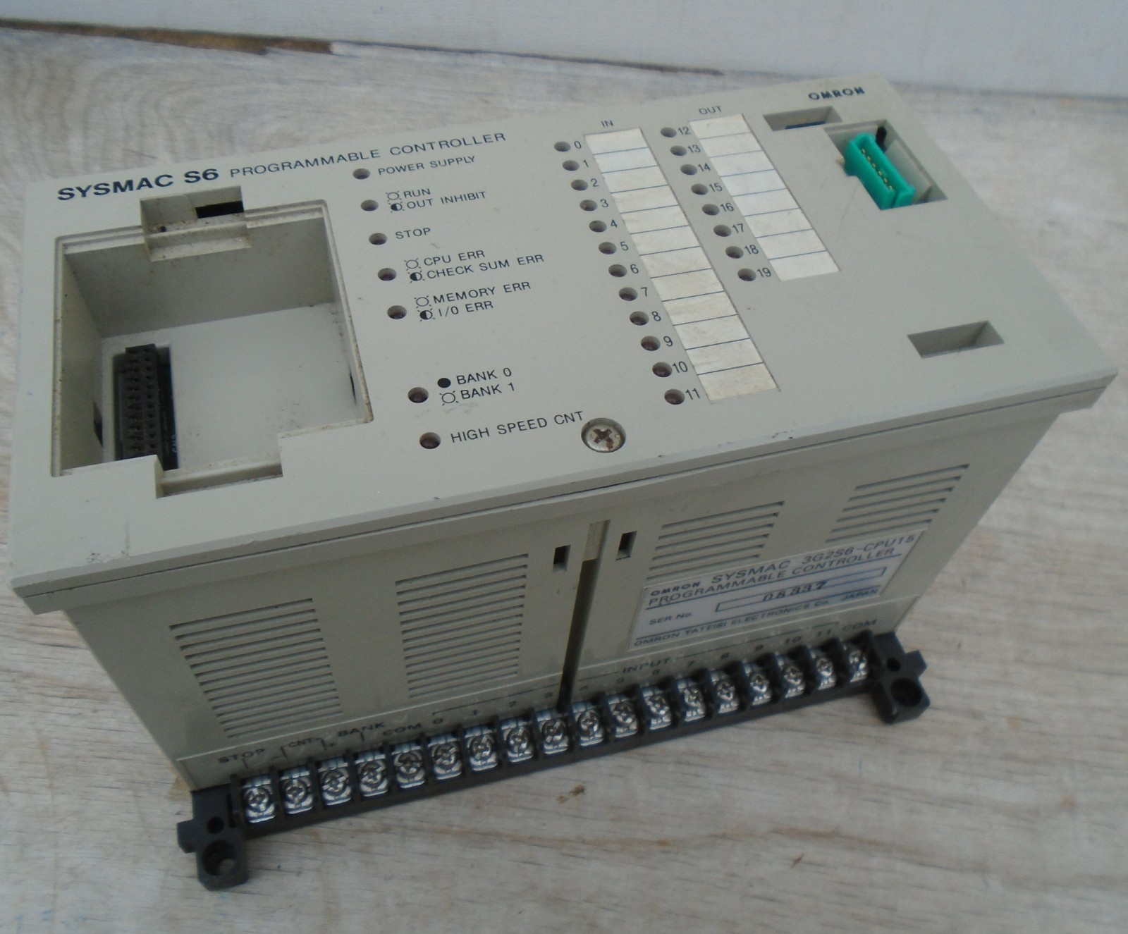 Omron Sysmac S6 24VAC/DC Programmable Controller 3G2S6-CPU15 USED